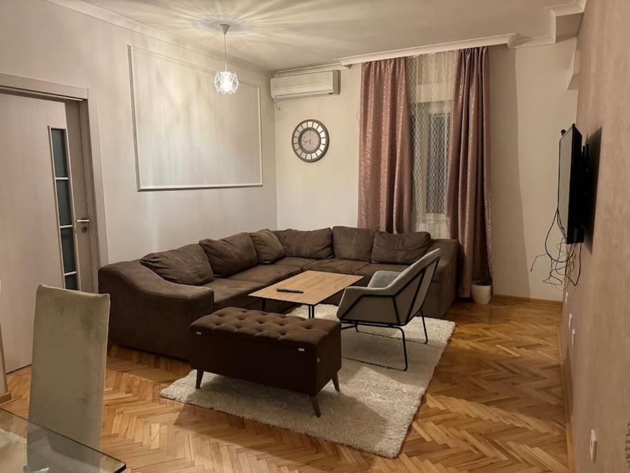 Appartement Long Royal à Podgorica Extérieur photo